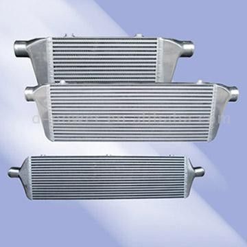 टांकना एल्यूमिनियम finned ट्यूब हीट एक्सचेंजर ऑटोमोबाइल Intercooler