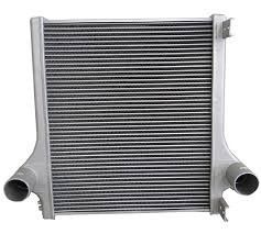 मोटर वाहन finned ट्यूब हीट एक्सचेंजर, वैक्यूम टांकना Intercooler